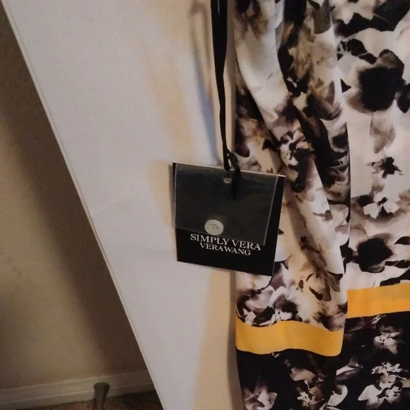 Simply Vera Vera Wang Floral Tank Top - Black, White, and Yellow - Picture 2 of 3